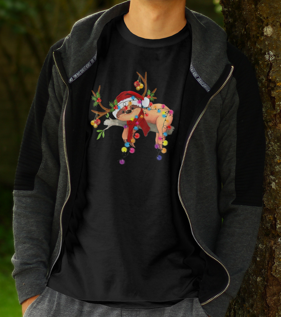 Santa Sloth With Gorgeous Reindeer Antlers And Christmas Lights T-Shirt
