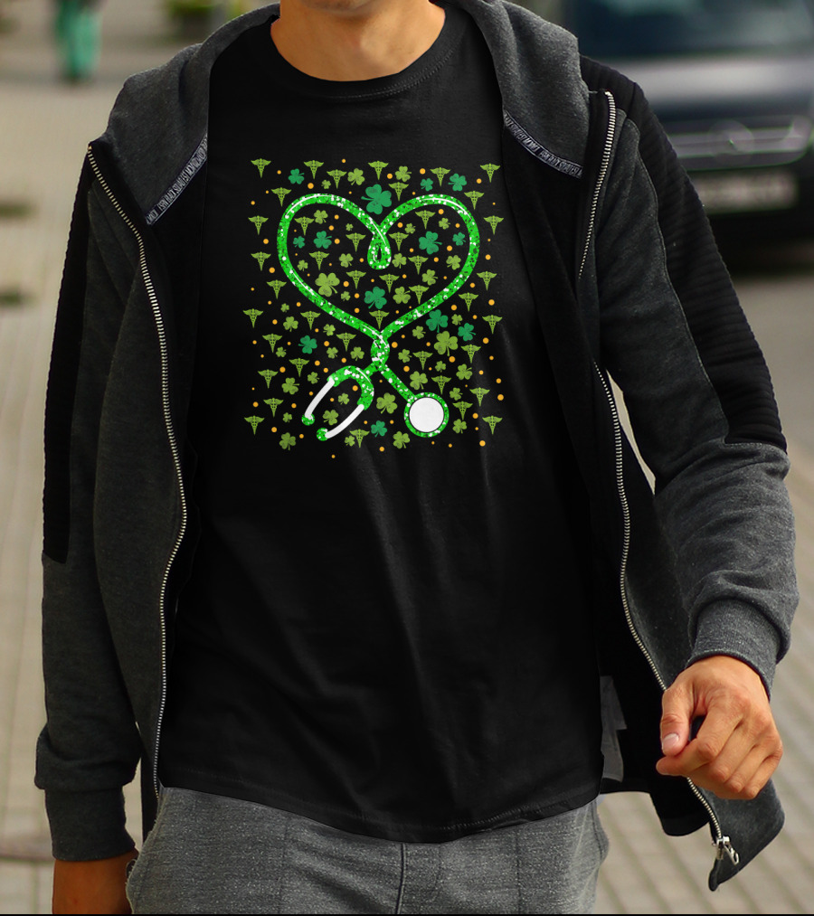 Respiratory Therapist Stethoscope Heart And St. Patrick's Shamrocks T-Shirt