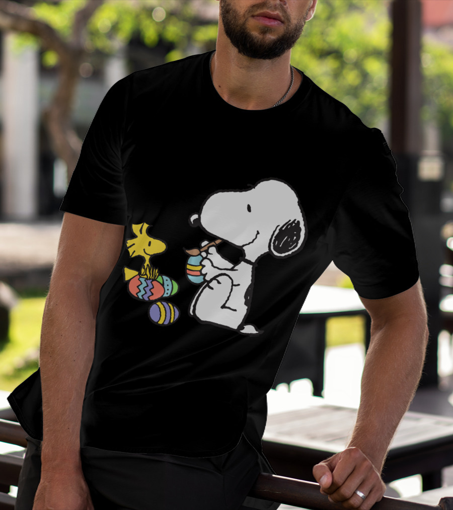 Peanuts Snoopy And Woodstock Painting Easter Eggs T-Shirt