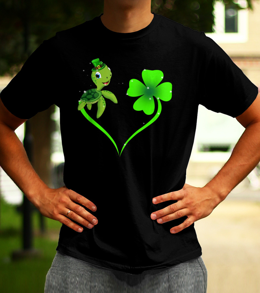 Happy St Patrick's Day Shamrock Turtle With Leprechaun Hat And Green Heart T-Shirt