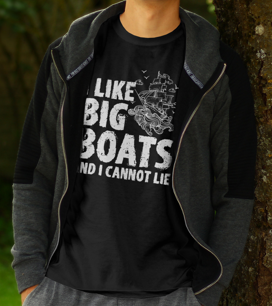 I Like Big Boats And I Cannot Lie Vintage Sailing Ship Ocean Waves T-Shirt