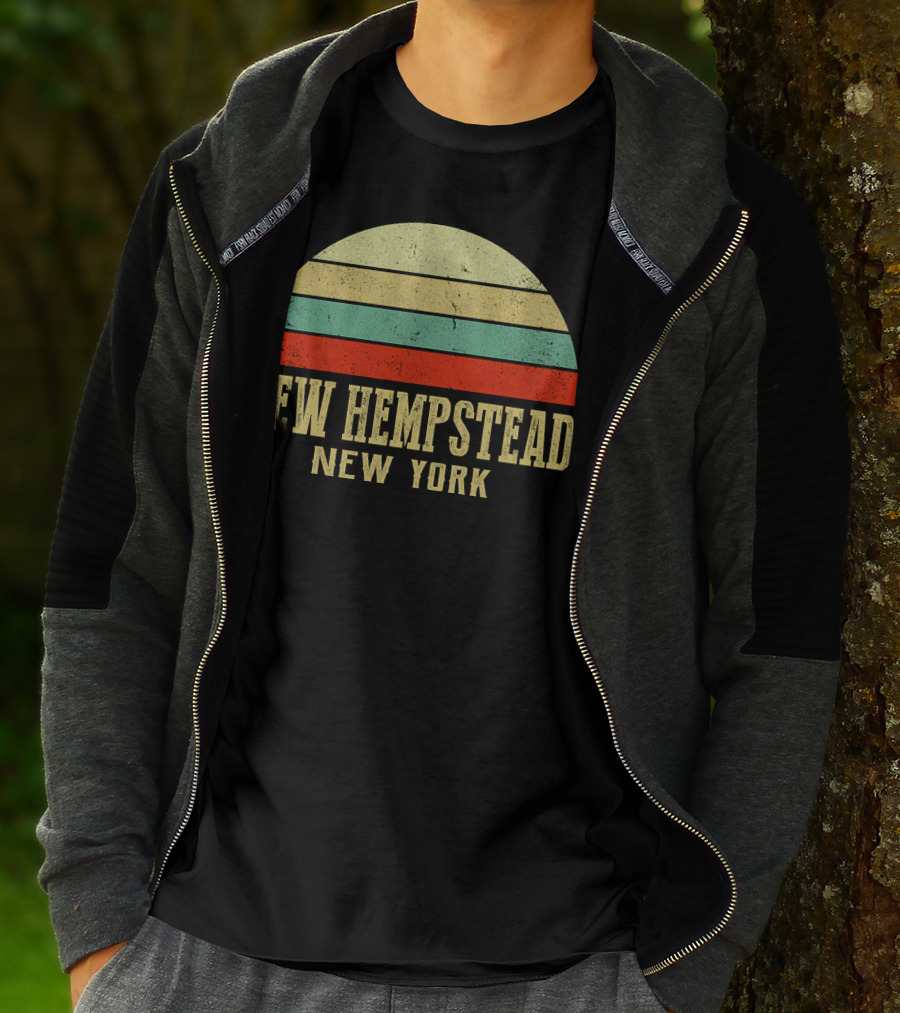 NEW HEMPSTEAD NEW YORK Vintage Retro Sunset Stripes T-Shirt