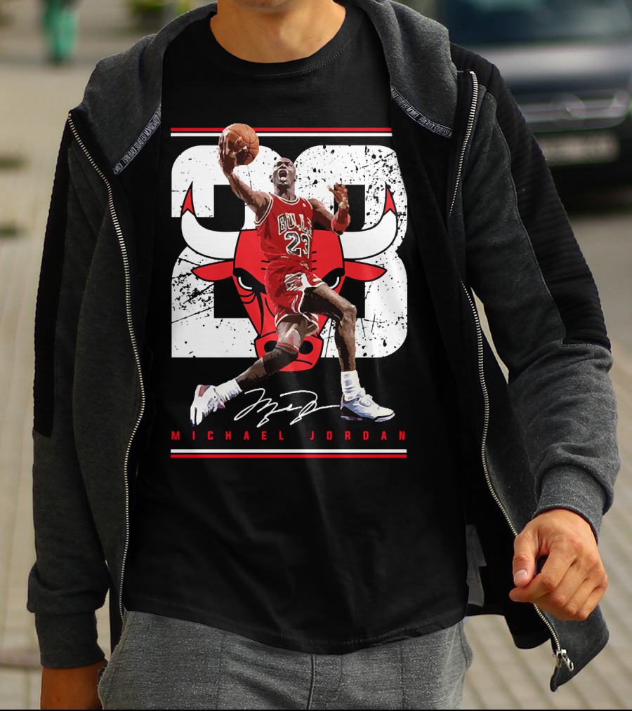 Michael Jordan Bulls 23 Iconic Dunk Signature T-Shirt