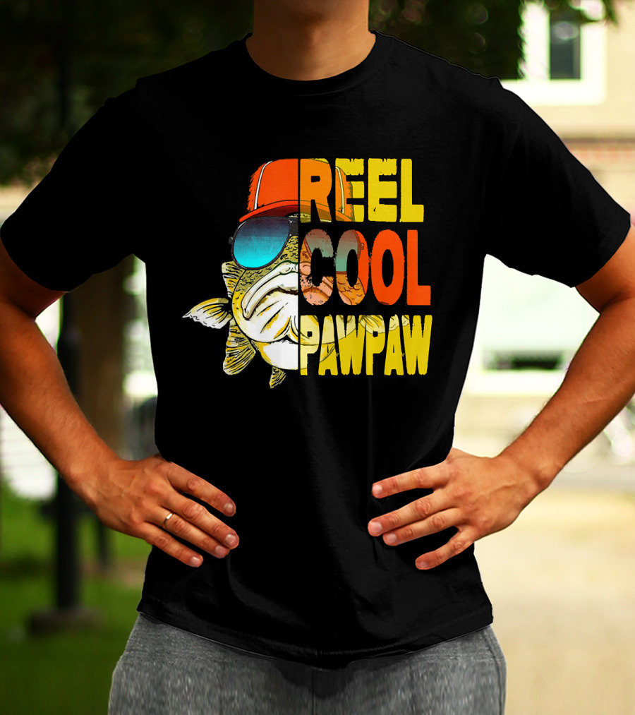 REEL COOL PAWPAW Fathers Day Fishing 143 T-Shirt