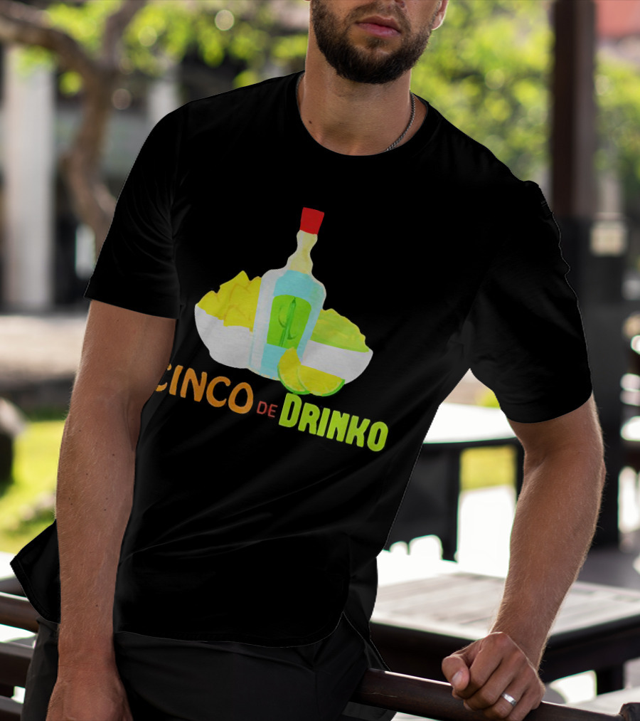 Cinco De Drinko Cinco De Mayo Wine Lemon Cocktail Bottle Lime Chips T-Shirt