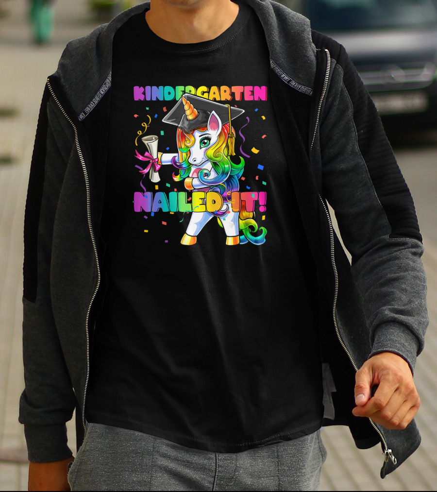 Kindergarten Nailed It Flossing Unicorn Graduation Cap T-Shirt
