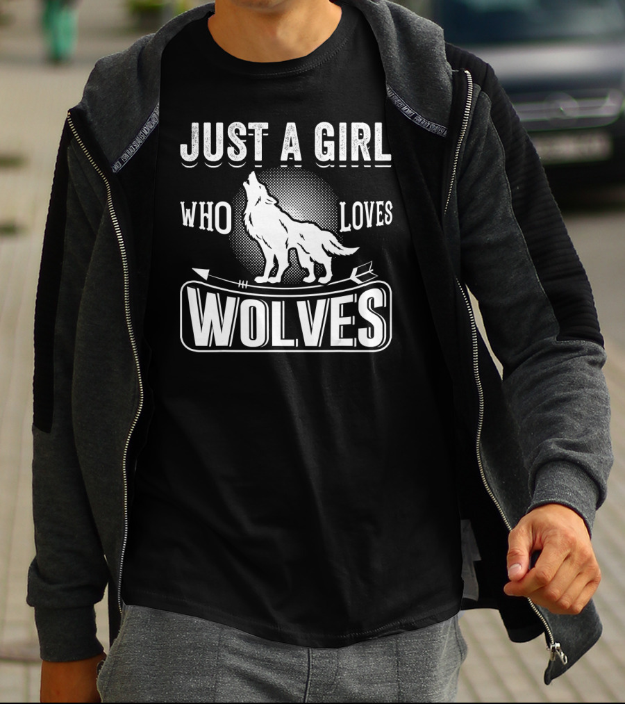 Just A Girl Who Loves Wolves Howling Wolf With Arrow T-Shirt