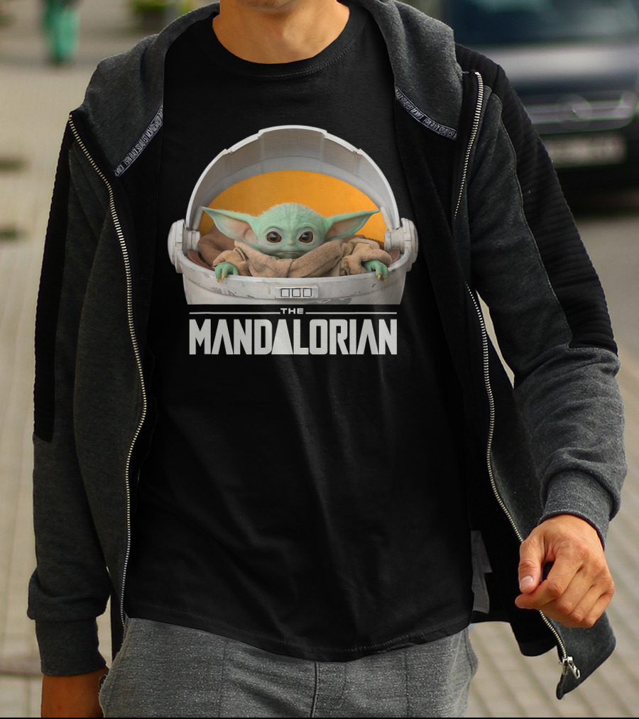 Star Wars The Mandalorian The Child In Floating Pod Iconic Character T-Shirt