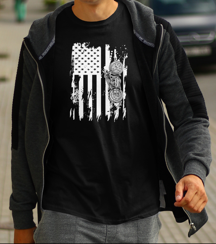 Vintage Retro Motorcycle With Grunge American Flag Background T-Shirt