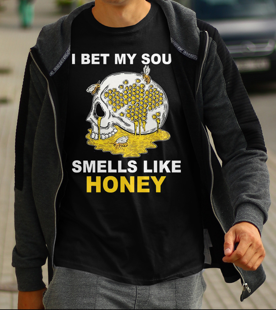 I Bet My Soul Smells Like Honey Skull With Bees And Honeycomb T-Shirt