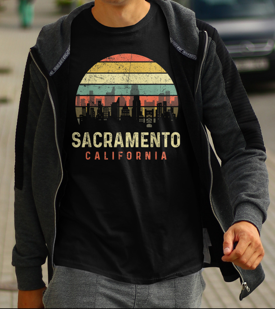 Sacramento California Skyline Vintage Sunset T-Shirt