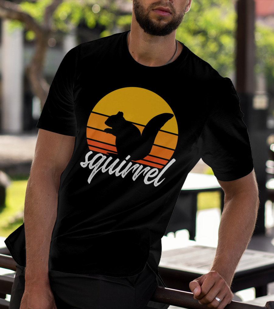 Squirrel Retro Sunset Silhouette Animal Lover Vintage T-Shirt
