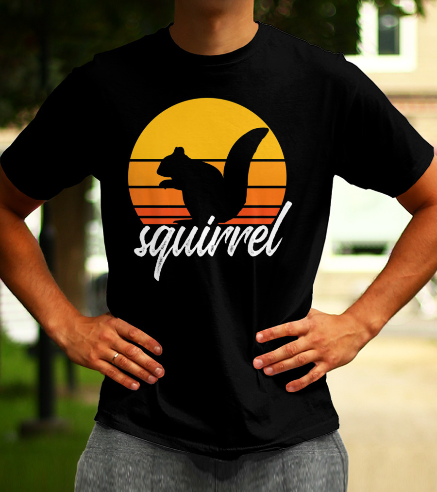 Squirrel Retro Sunset Silhouette Animal Lover Vintage T-Shirt