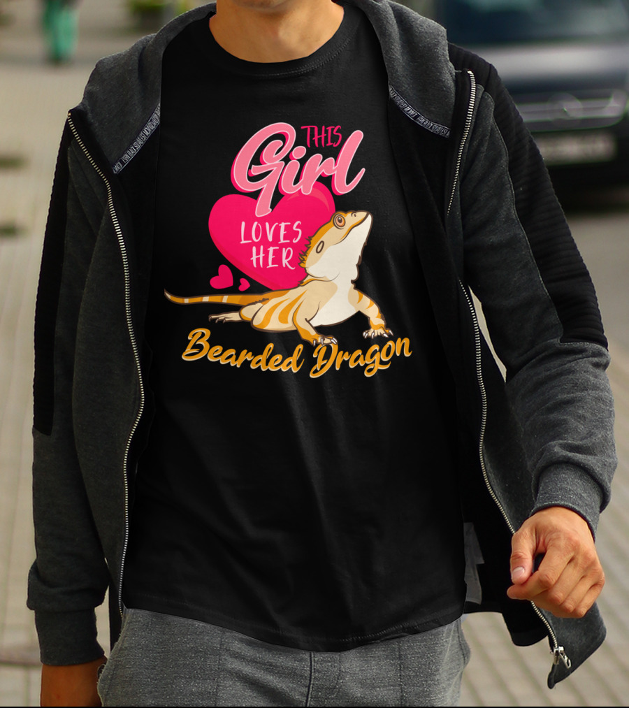 This Girl Loves Her Bearded Dragon With Heart And Cute Lizard T-Shirt