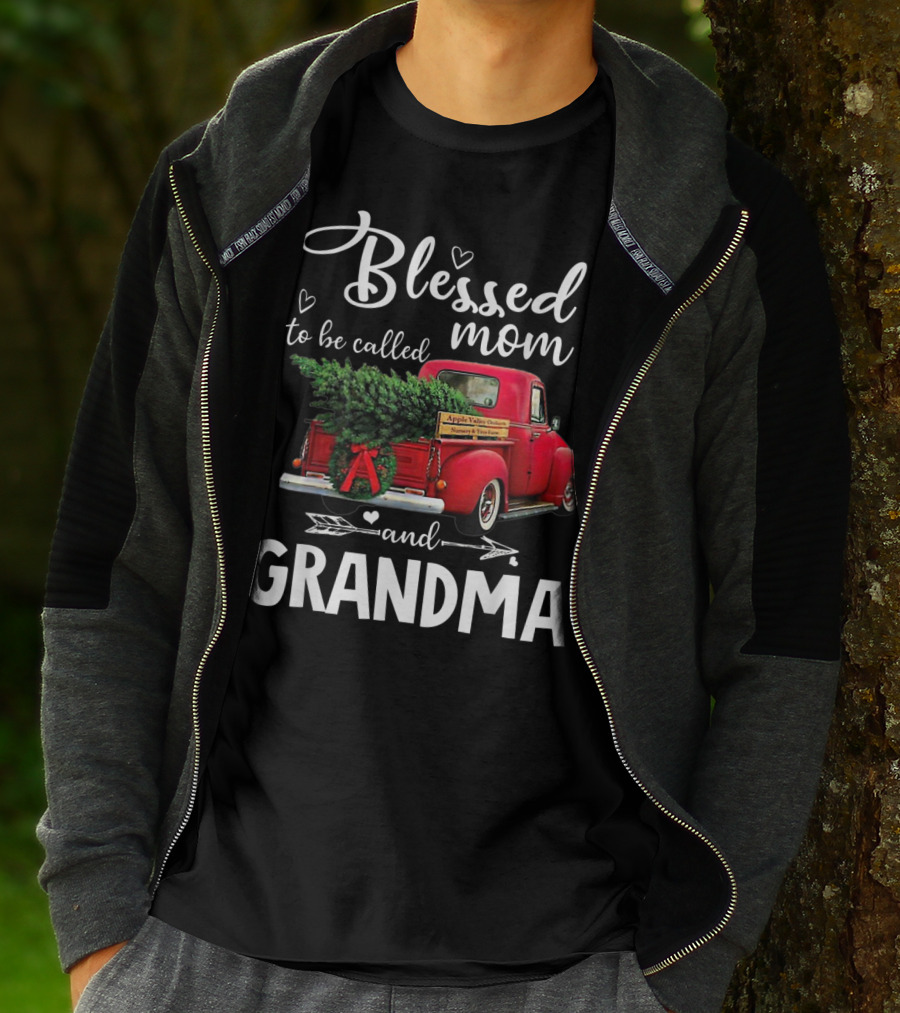 Blessed To Be Called Mom And Grandma Red Truck With Christmas Tree T-Shirt