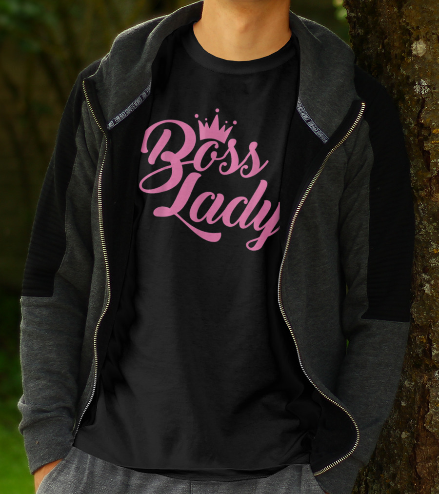 Boss Lady Fashionable Pink Crown Text T-Shirt