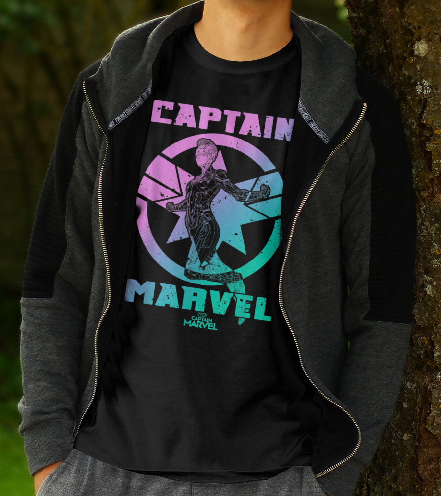Captain Marvel Star Emblem Spectrum Heroine Pose T-Shirt