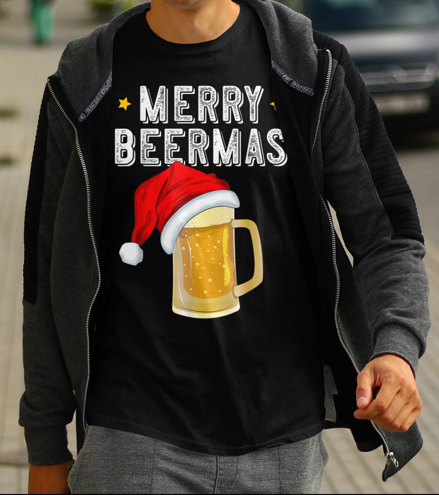 Merry Beermas Christmas Beer Santa Hat Beer Mug T-Shirt