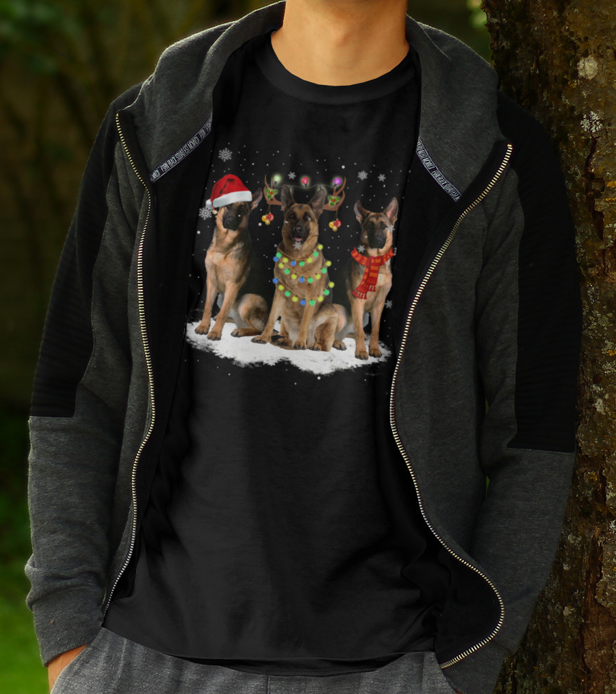 German Shepherds With Santa Hat And Christmas Decorations T-Shirt