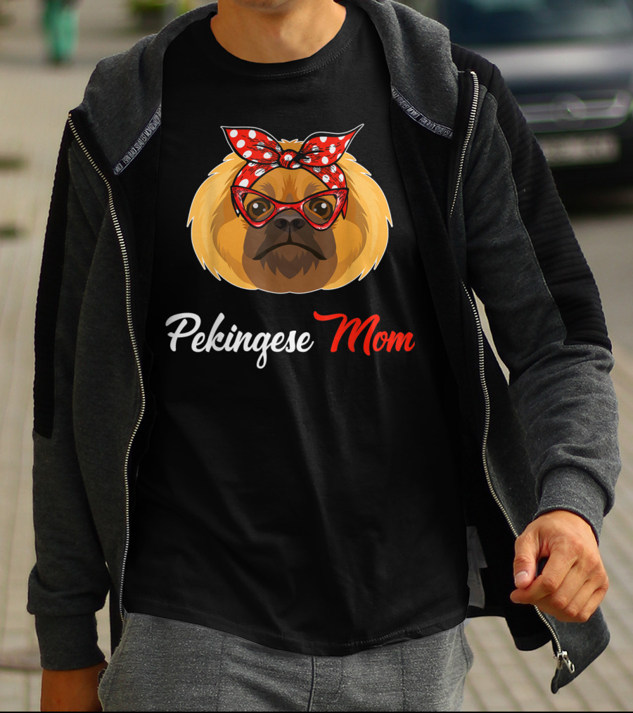 Pekingese Mom With Bandana And Glasses T-Shirt