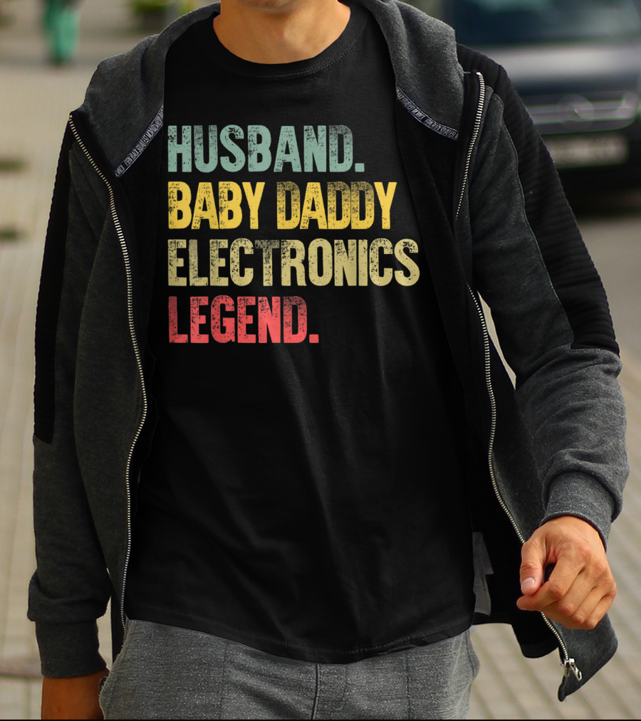 Husband Baby Daddy Electronics Legend Mens Funny Vintage T-Shirt