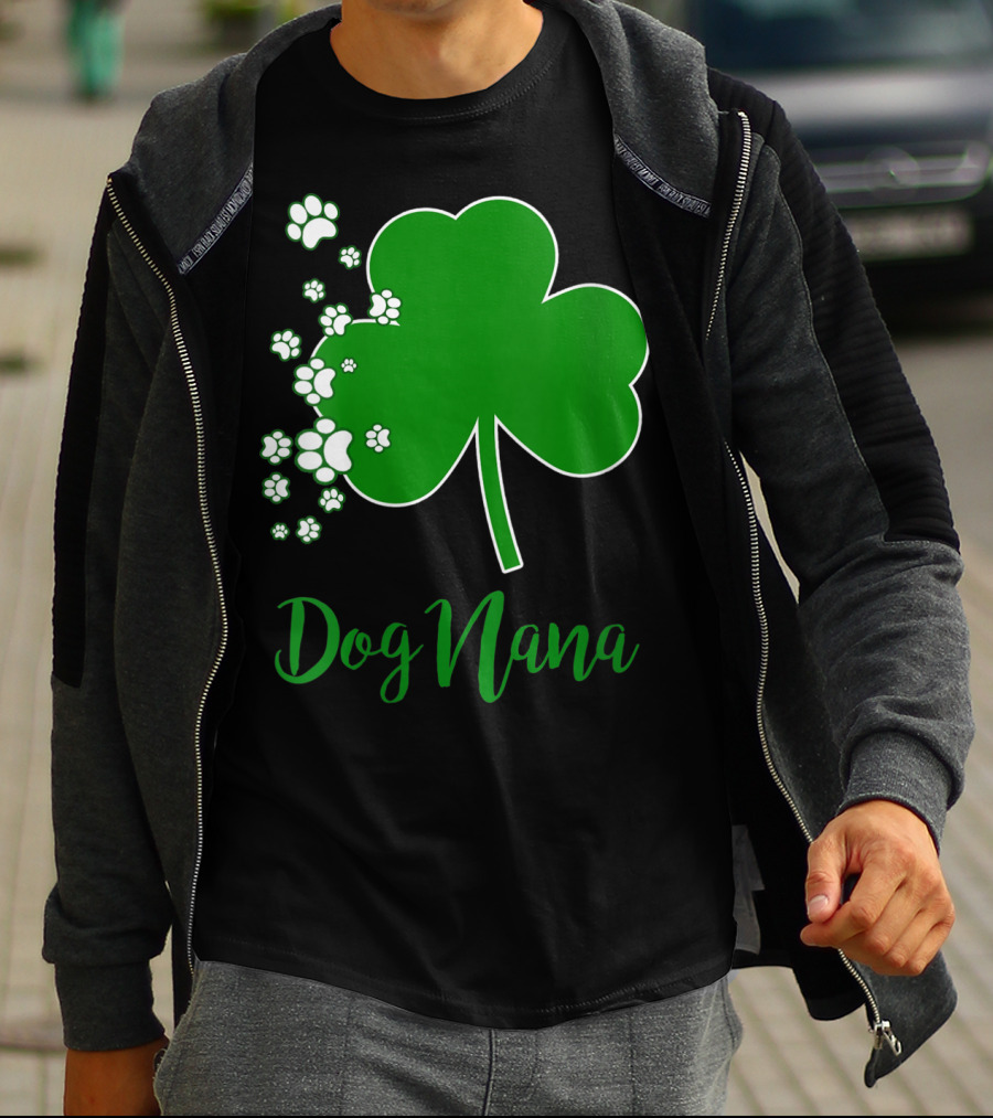 Dog Nana Irish Shamrock With Paw Prints T-Shirt