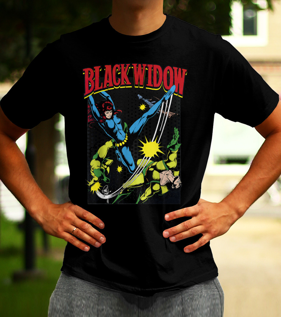 Marvel Black Widow Classic Comic Action Scene T-Shirt
