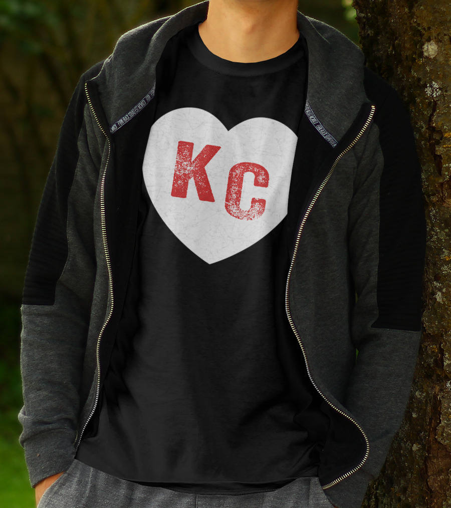 Vintage Red KC Heart Kansas City Love T-Shirt