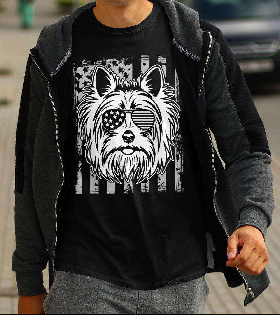 Vintage US Flag Sunglasses Yorkshire Terrier Face On Black Grunge Flag Background T-Shirt