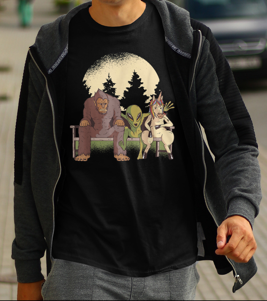 Creatures Monkey Alien Horse Forest Bench Scene T-Shirt
