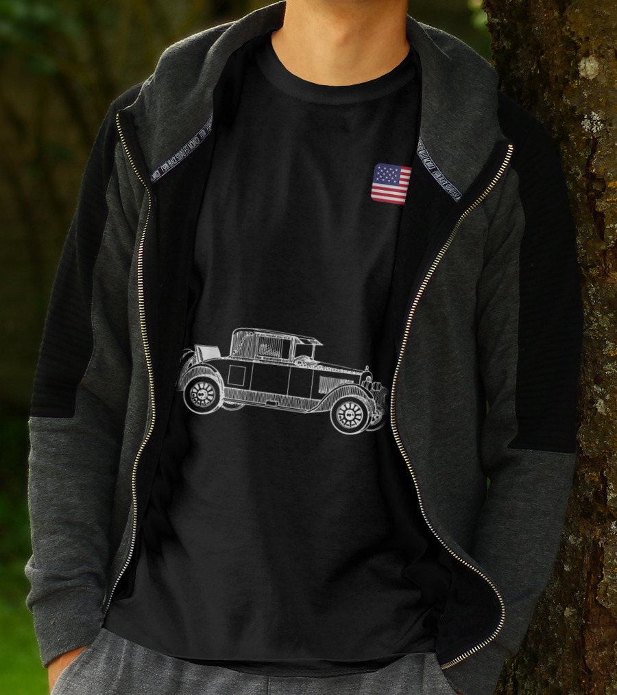 Classic Car USA American Flag Racing Patriotic Vintage Automobile T-Shirt