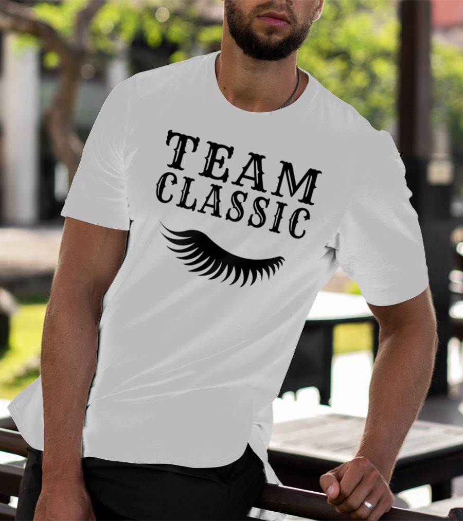 Team Classic Lash Extension Classic Lashes Tech T-Shirt