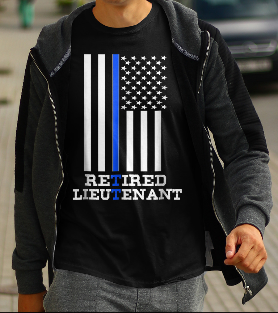 Retired Lieutenant Thin Blue Line American Flag T-Shirt