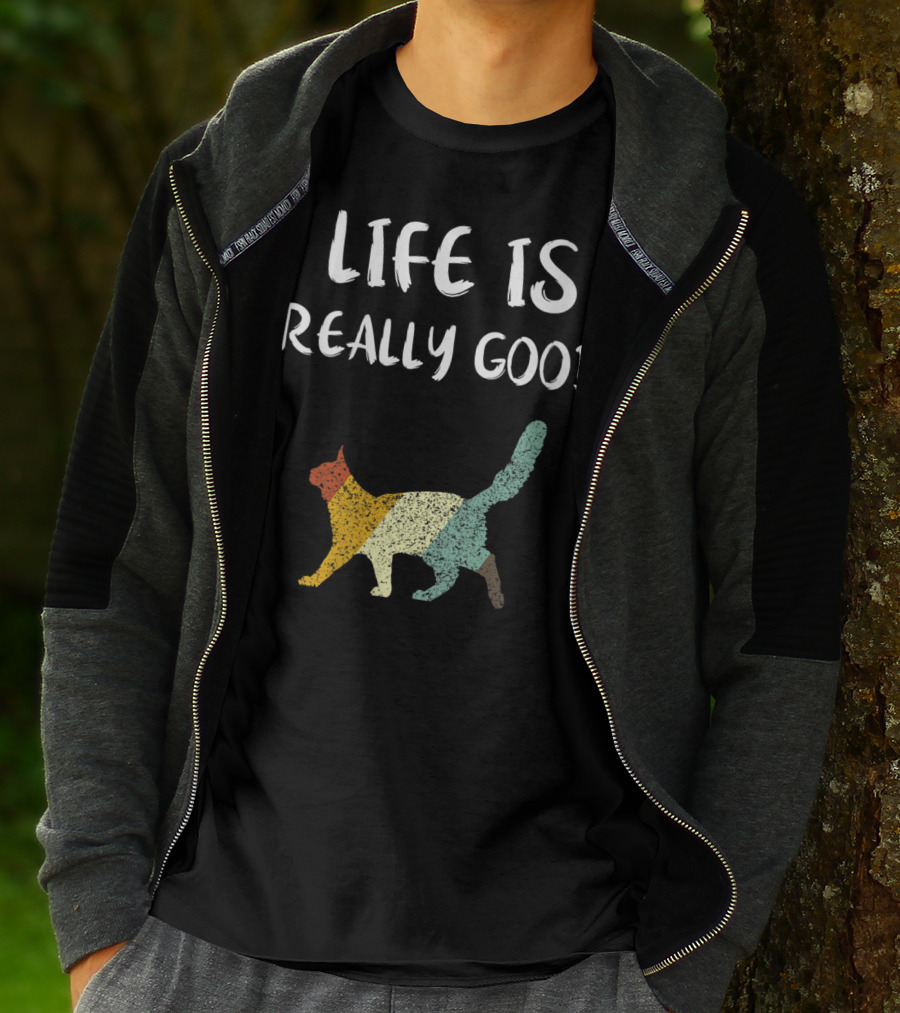 Life Is Really Good Vintage Cat Multicolor T-Shirt