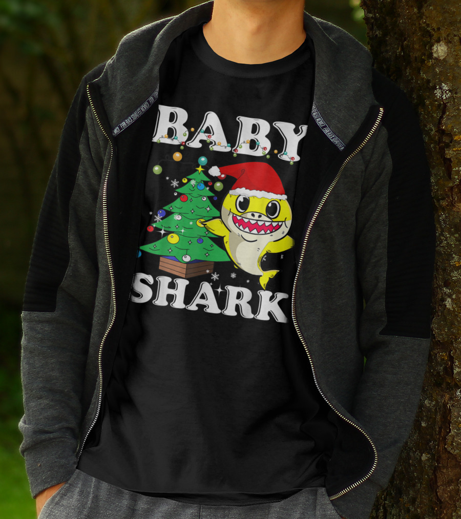 Baby Shark Christmas Tree Santa Hat T-Shirt