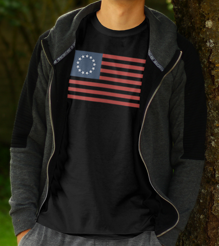 Betsy Ross American Revolution Faded Thirteen Stars Flag T-Shirt