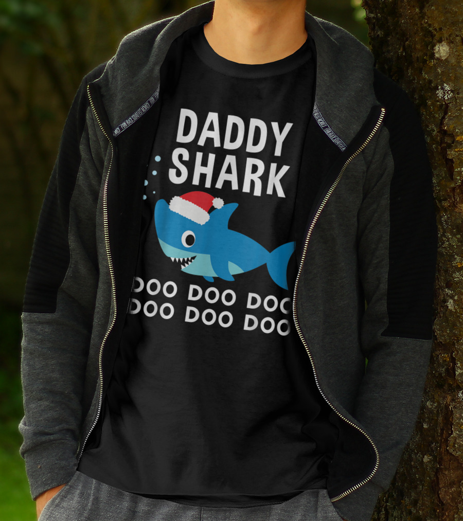 Daddy Shark Doo Doo Doo Doo Christmas T-Shirt