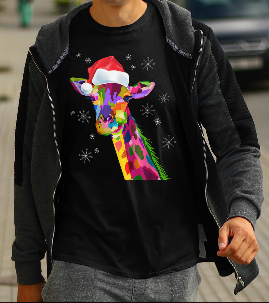 Giraffe Christmas Santa Hat Colorful Snowflakes T-Shirt