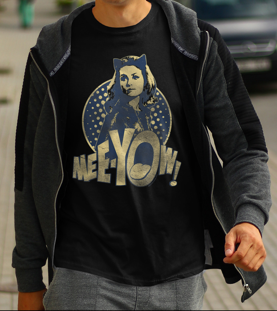 Batman Classic TV Series Catwoman Meeyow Iconic T-Shirt