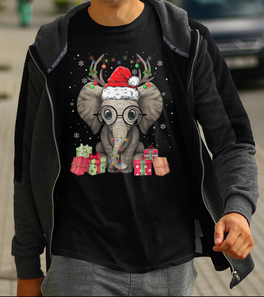 Christmas Cute Elephant Santa Reindeer With Gifts And Snowflakes T-Shirt