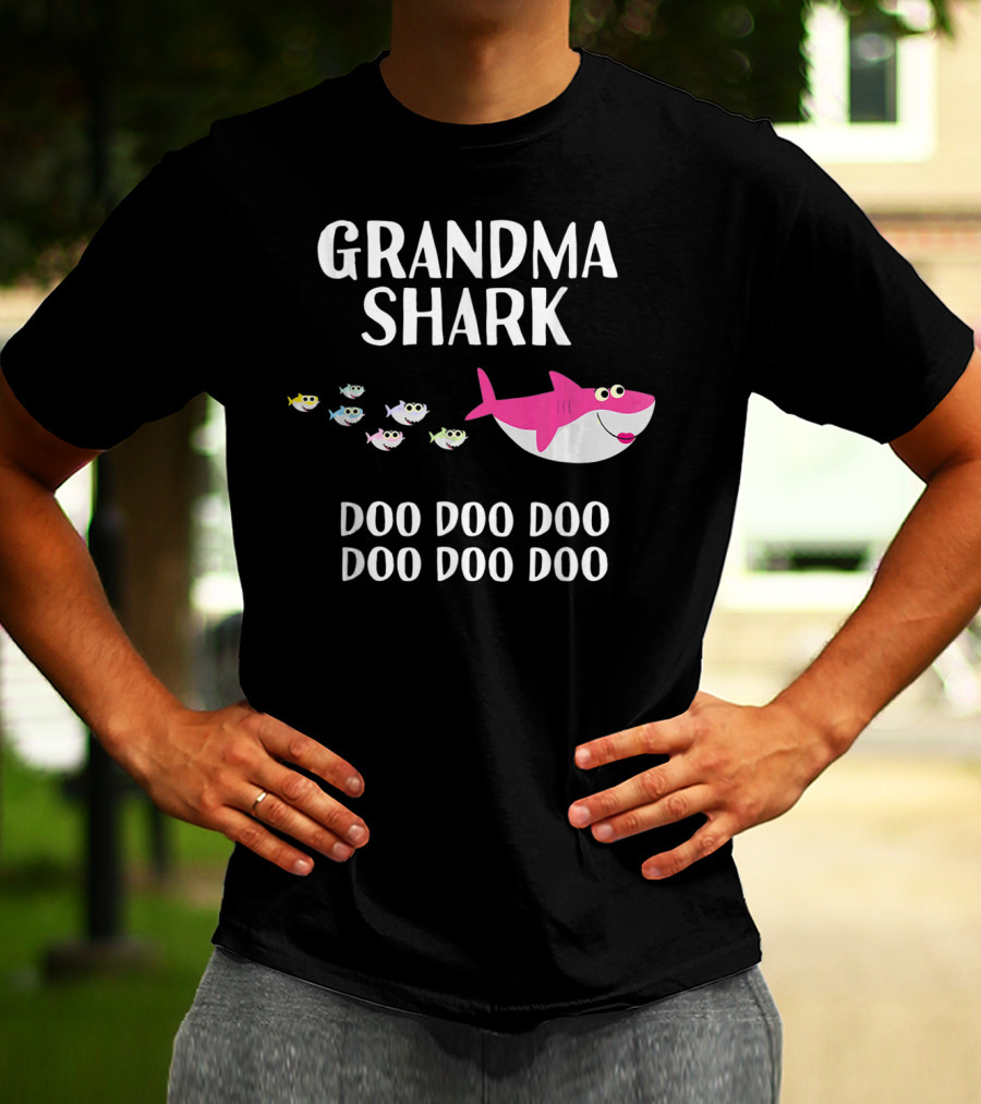Grandma Shark Doo Doo Doo Family Matching T-Shirt