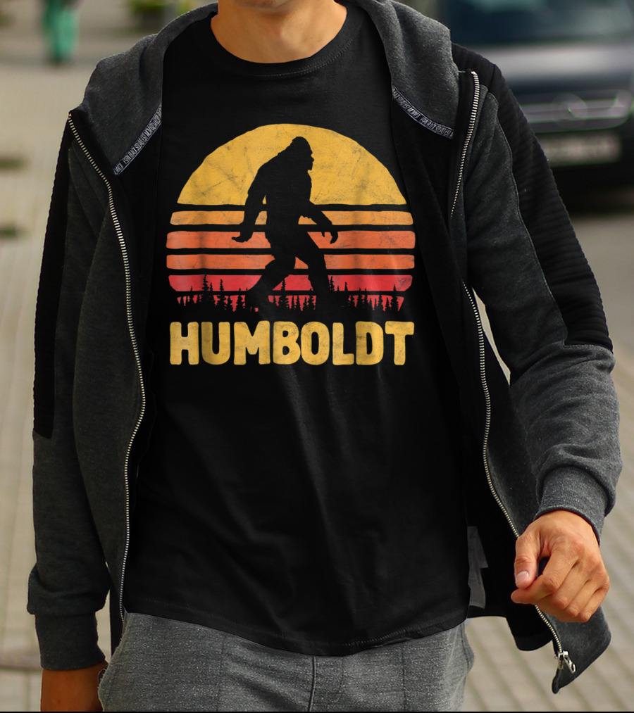 Humboldt Bigfoot Vintage Sasquatch Sunset T-Shirt