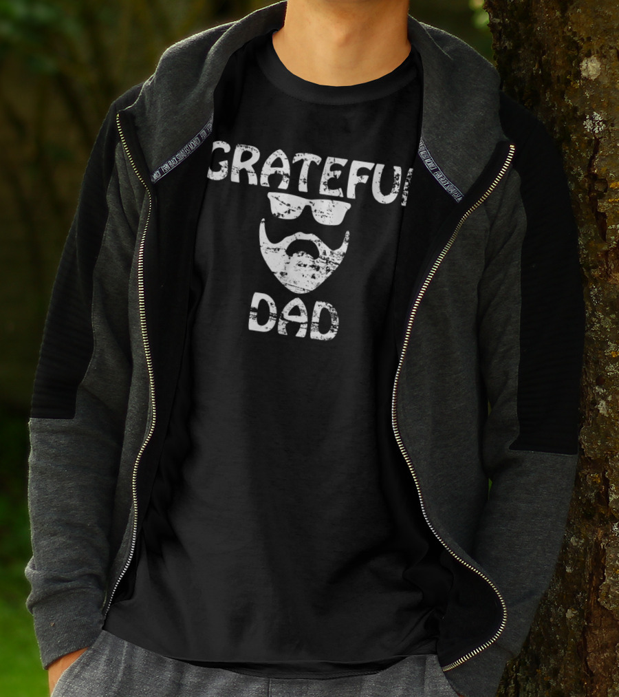 Grateful Dad Distressed Beard And Sunglasses T-Shirt