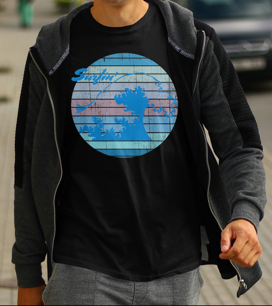 Surfin' Classic Surfing Waves Ocean Stripes T-Shirt