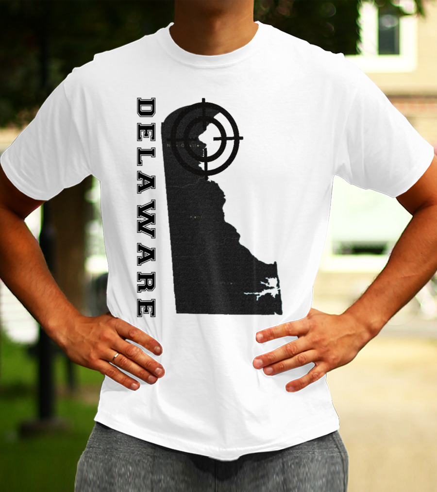 Delaware Maps Vintage Classic Style With Compass Target T-Shirt