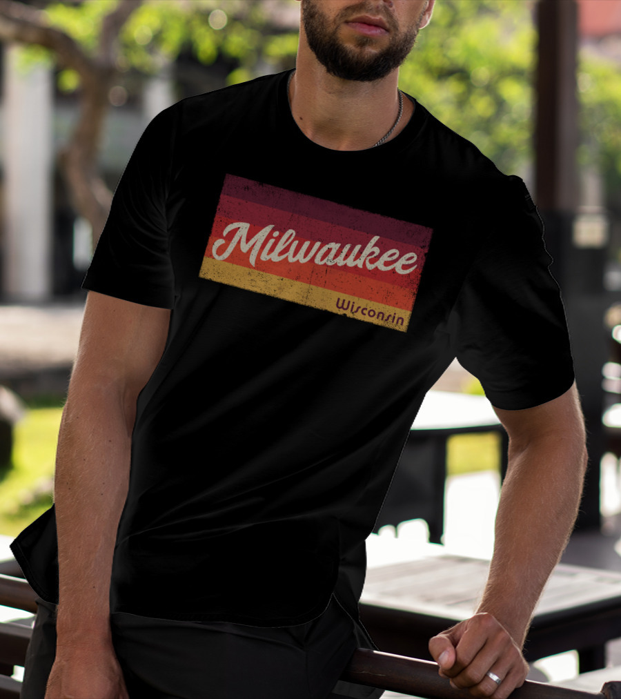 Milwaukee Wisconsin Vintage Retro Stripes T-Shirt