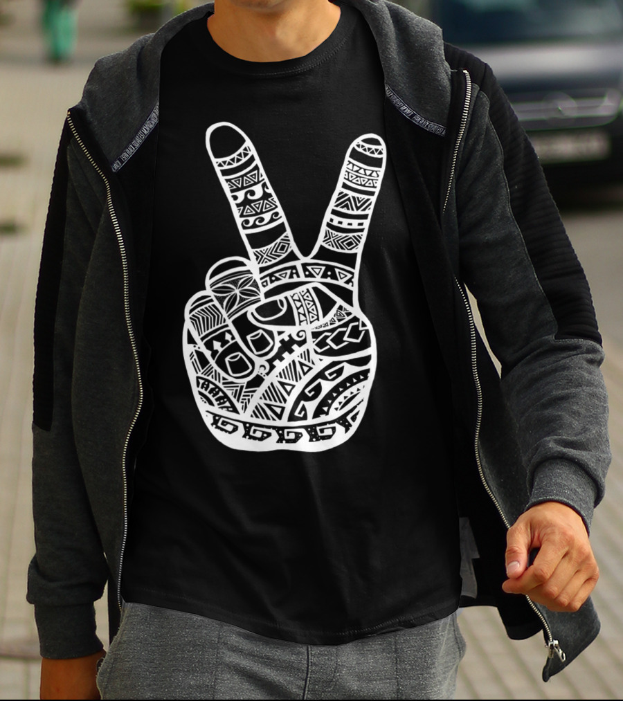 Boho Tiki Tattoo Polynesian Peace Sign Hand T-Shirt