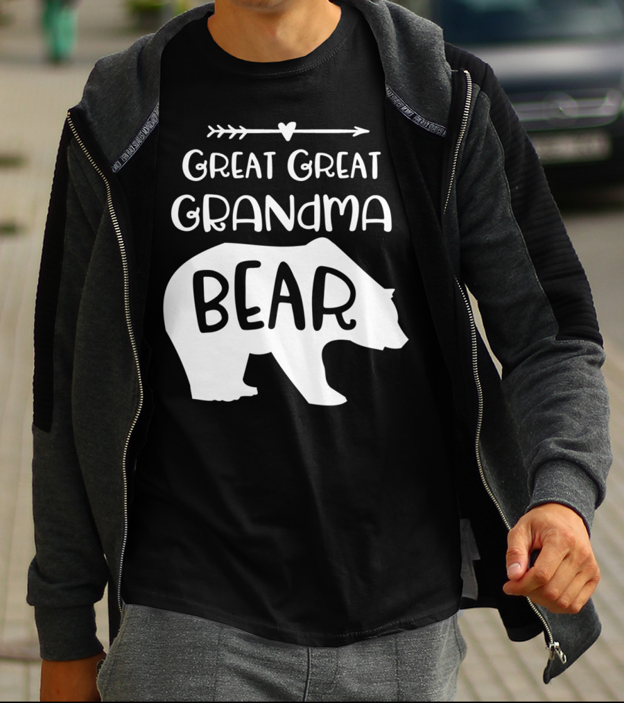 Great Great Grandma Bear Arrow Heart T-Shirt