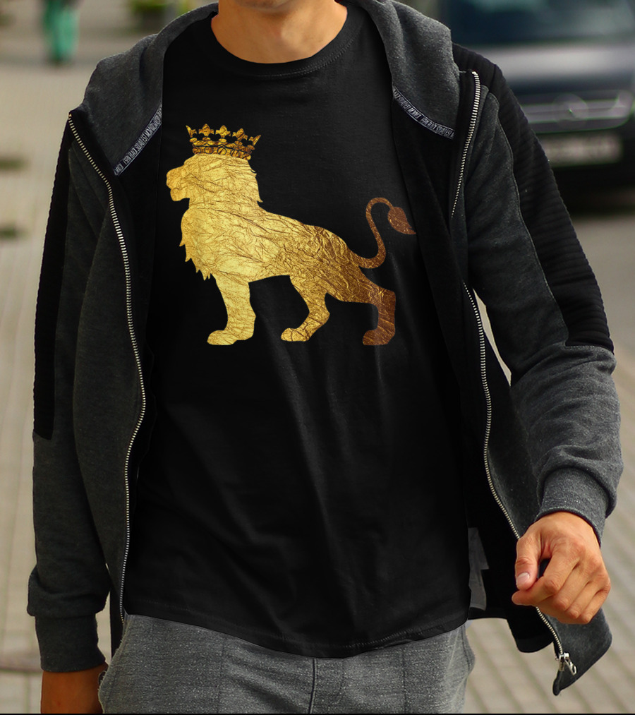 King Of The Jungle Lion With Golden Crown T-Shirt