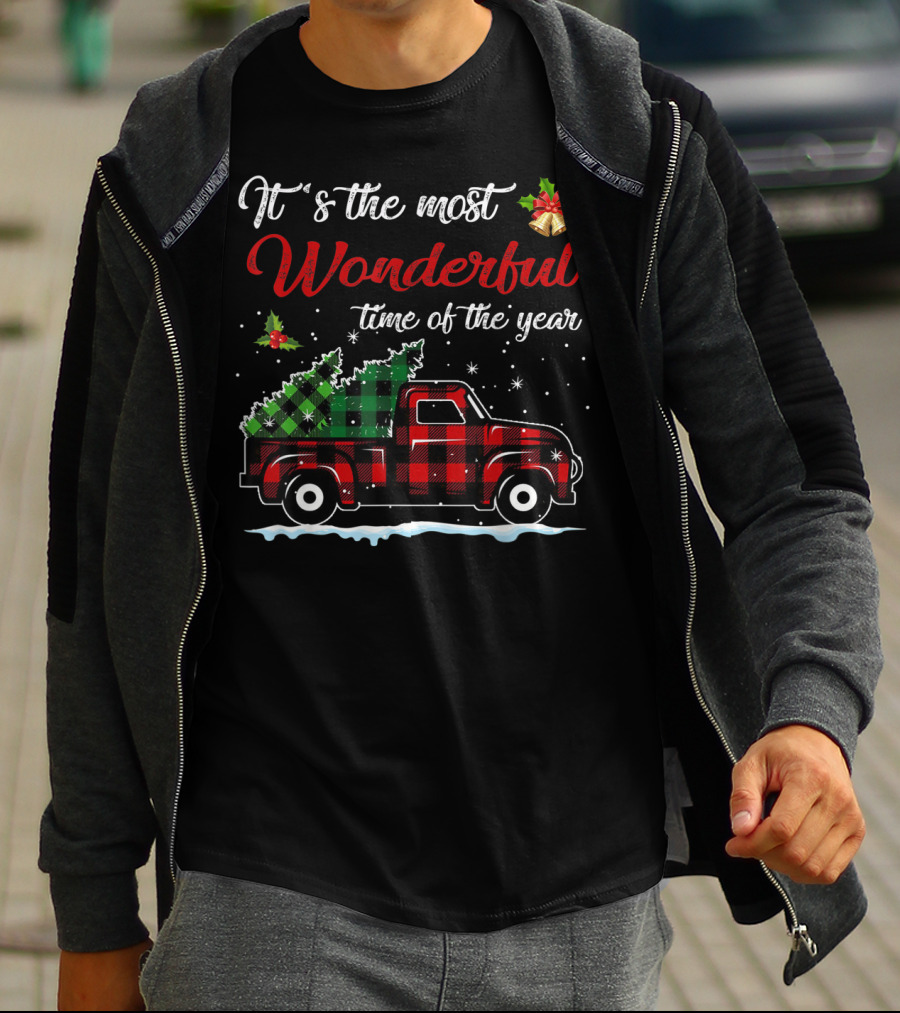 It's The Most Wonderful Time Of The Year Red Plaid Truck And Christmas Tree Decorations T-Shirt